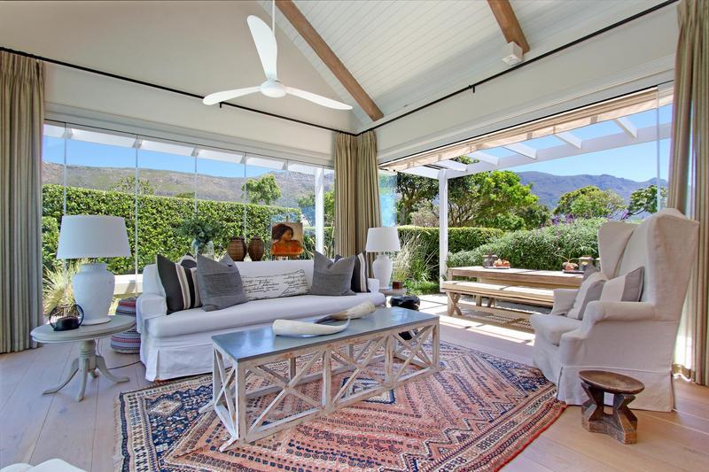 To Let 3 Bedroom Property for Rent in Steenberg Estate Western Cape